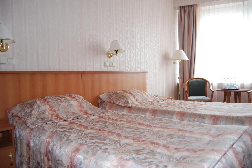 Azimut Hotel Smolenskaya Moszkva Szoba fotó